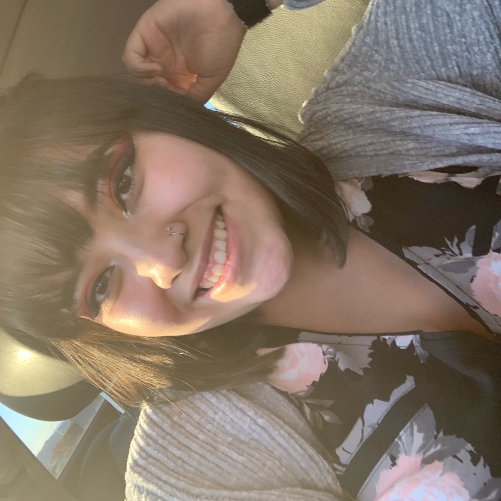 Meet your Posher, Raquel